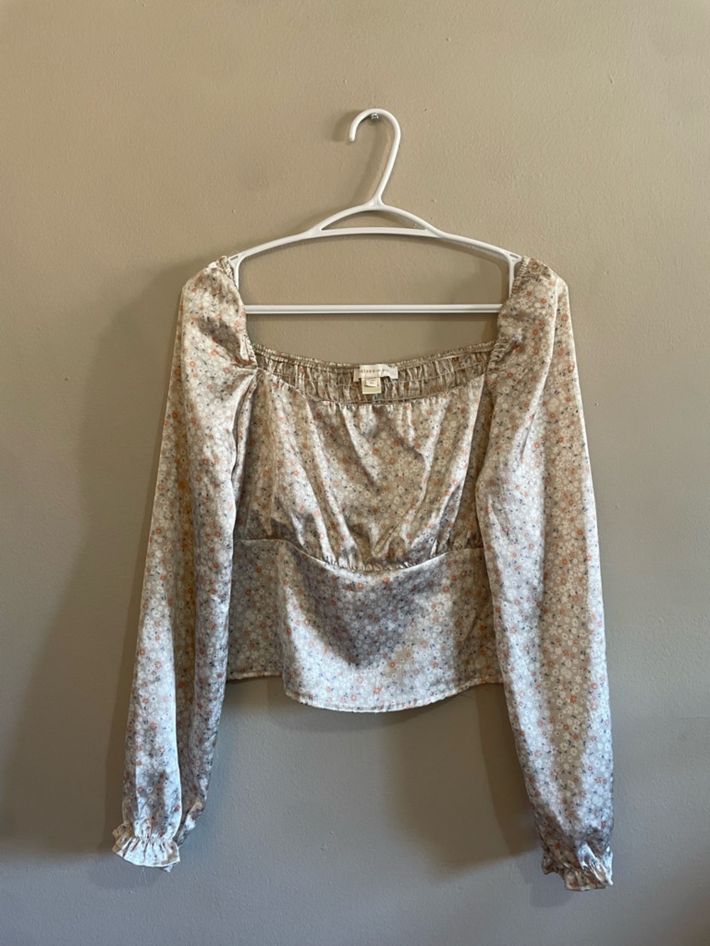 Monteau Los Angeles Cream Floral Smocked Square-Neck Blouse – Size XL EUC - Picture 2 of 16